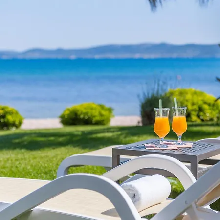 Beachfront Luxe Designer