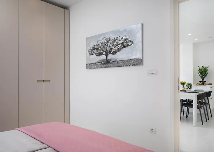 Beachfront Luxe Designer