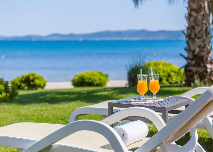 Beachfront Luxe Designer
