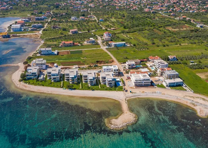 Beachfront Luxe Designer Apartment Sukošan